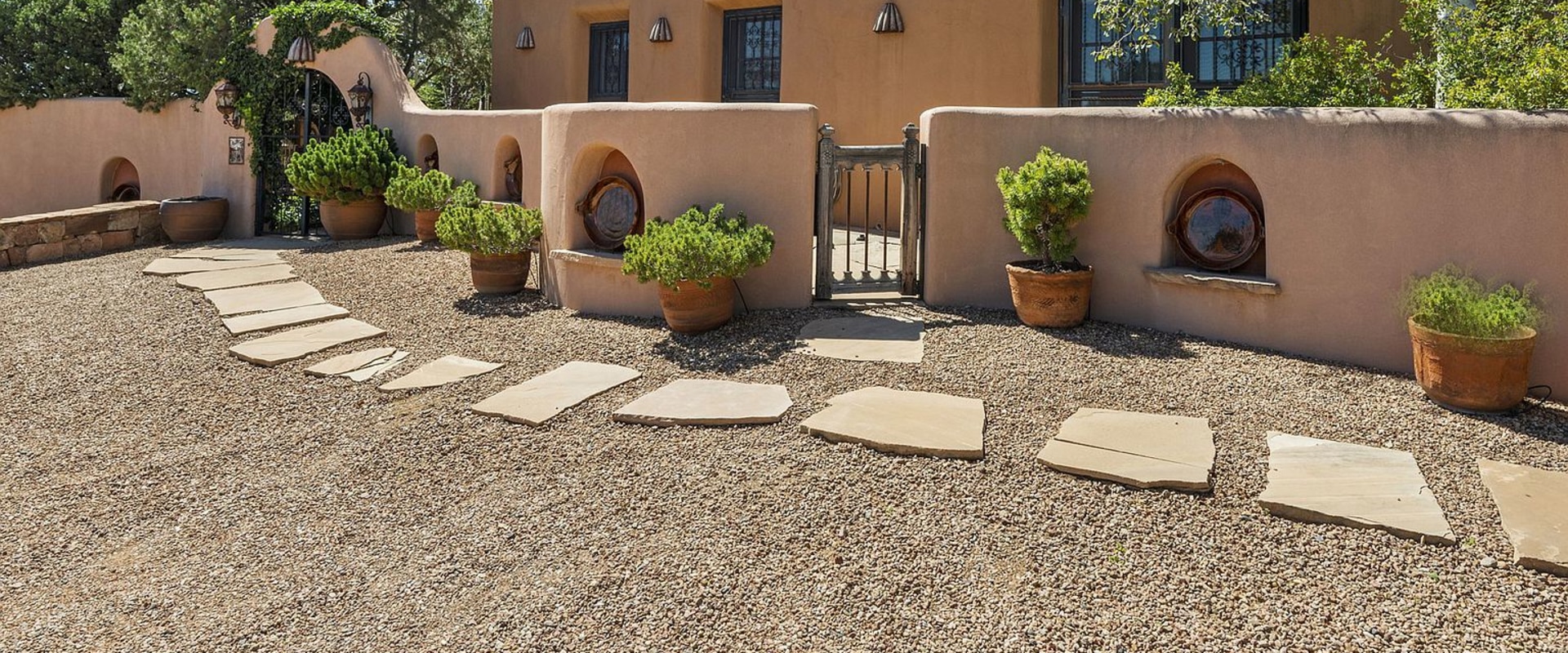 Overview of Real Estate Agents in Santa Fe